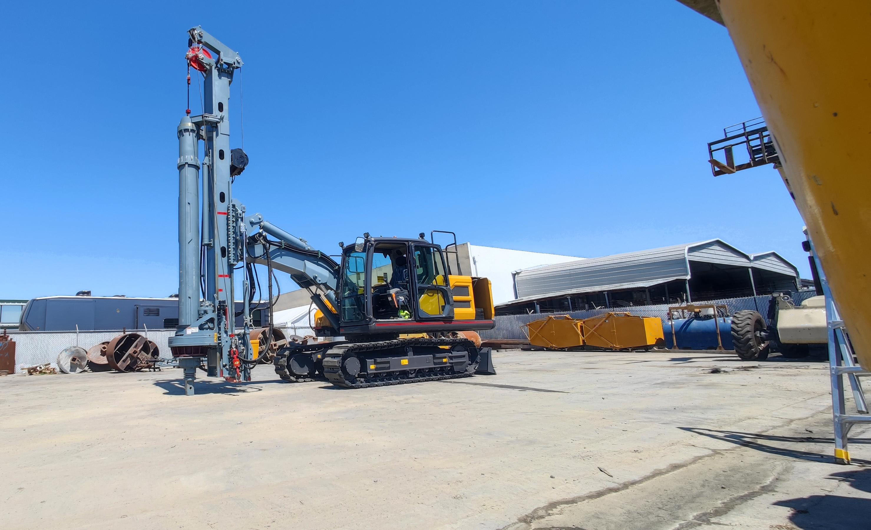 Piling auger and drilling bucket